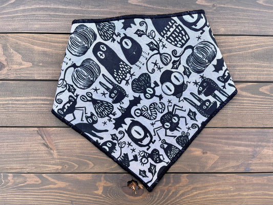 Spooky Friends Halloween Dog Bandana // Halloween Dog Bandana // October Autumn Dog Bandana // Snap on Dog Bandana